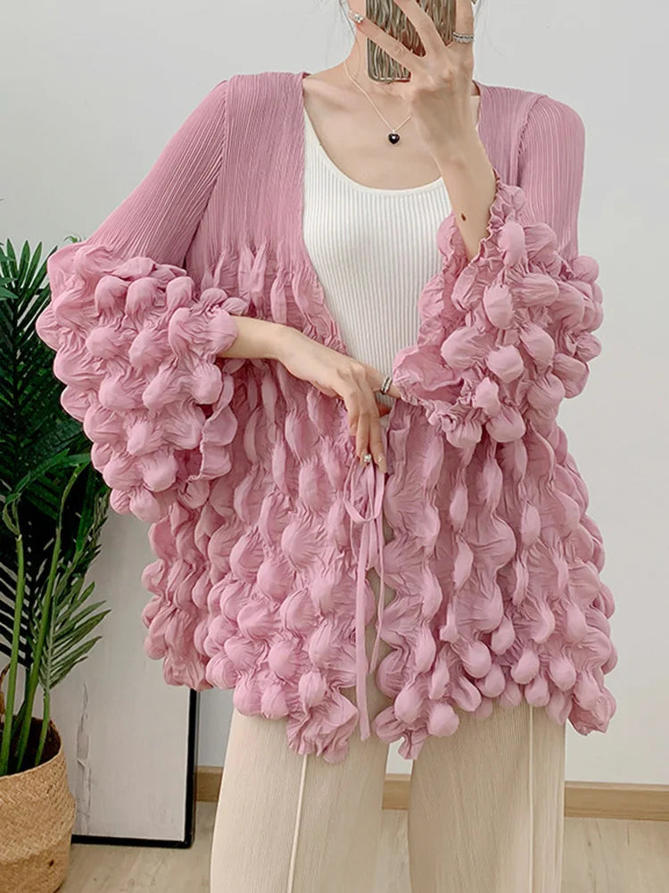 GVUW Pleated Chic Style Jackets Women V Neck Lace-up Full Flare Sleeve Solid Color Outwear New 2025 Loose Clothing 17G8022